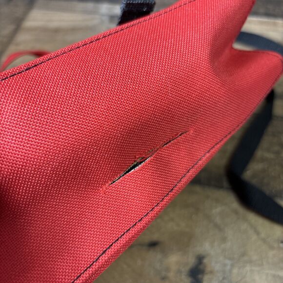 lei Red Canvas Messenger Bag Y2K Crossbody Life Energy Intelligence *SEE PHOTOS - Picture 2 of 10